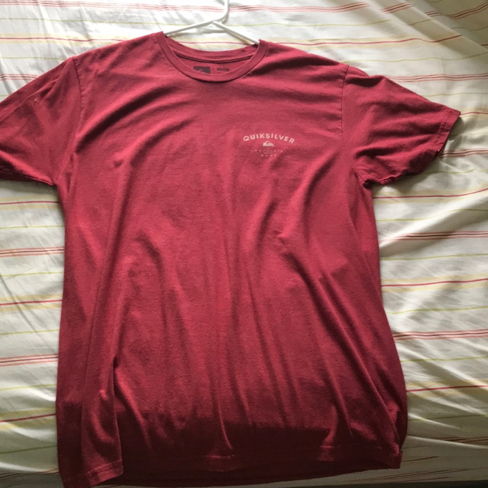 Quicksilver t-shirt